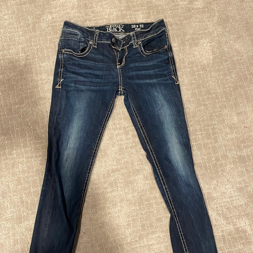 Buckle jeans